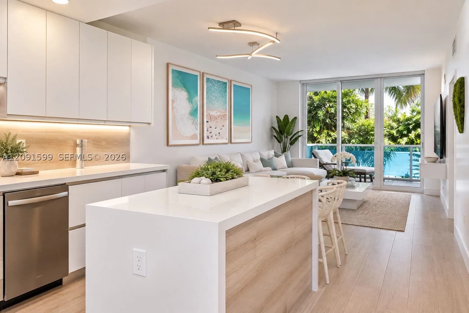 Roney Palace Condo, Miami Beach