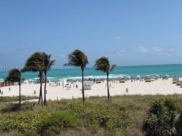 Apartment — 100 Lincoln Rd #418, Miami Beach, FL 33139