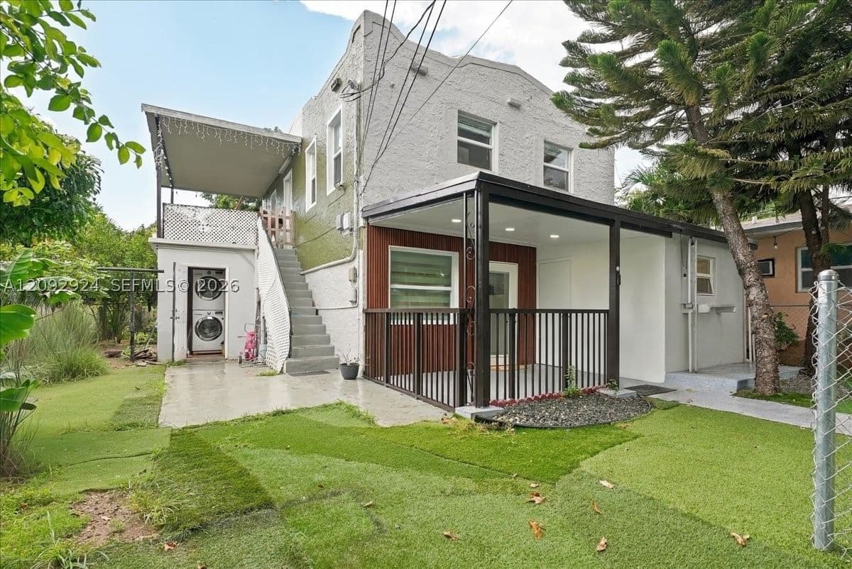 Duplex — 2388 33rd St, Miami, FL 33142