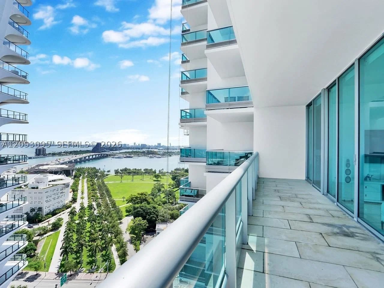 2-bedroom Apartment — 900 Biscayne Blvd #2412, Miami, FL 33132