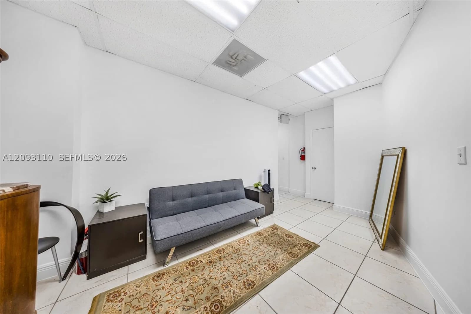 Property — 5401 Collins Ave #CU-9, Miami Beach, FL 33140
