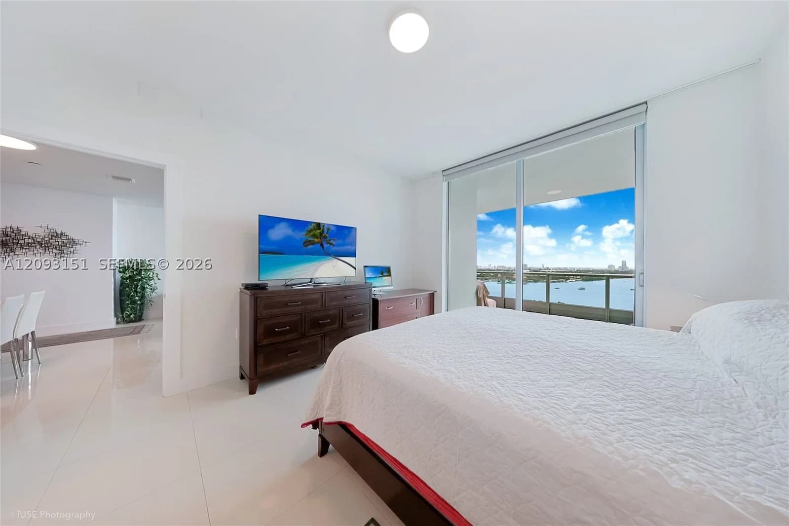 900 Biscayne Bay Condo, Downtown Miami