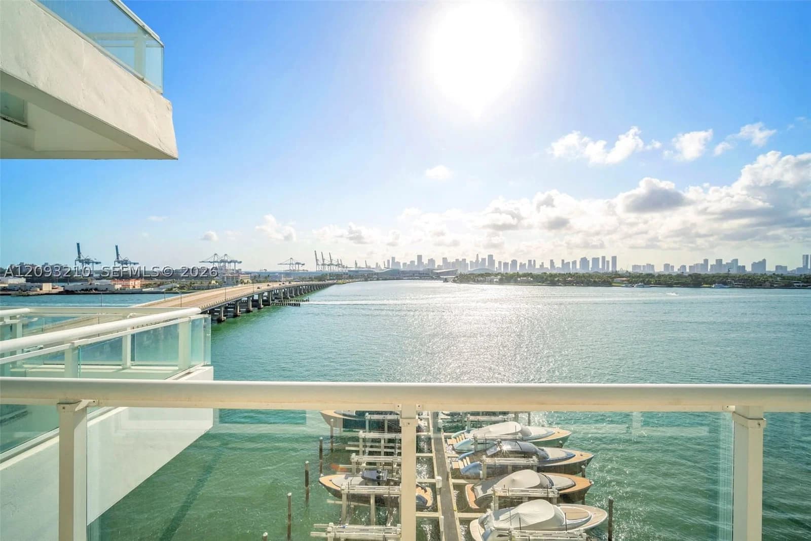 1-bedroom Condo — 520 West Ave #803, Miami Beach, FL 33139