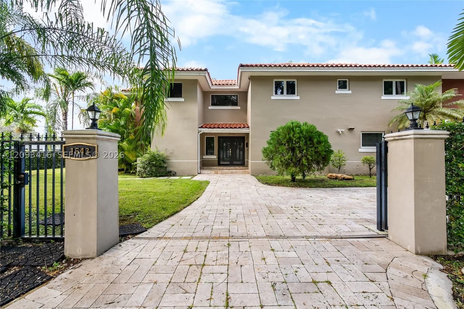 3-bedroom Single-Family Home — 1543 Dorado Ave, Coral Gables, FL 33146