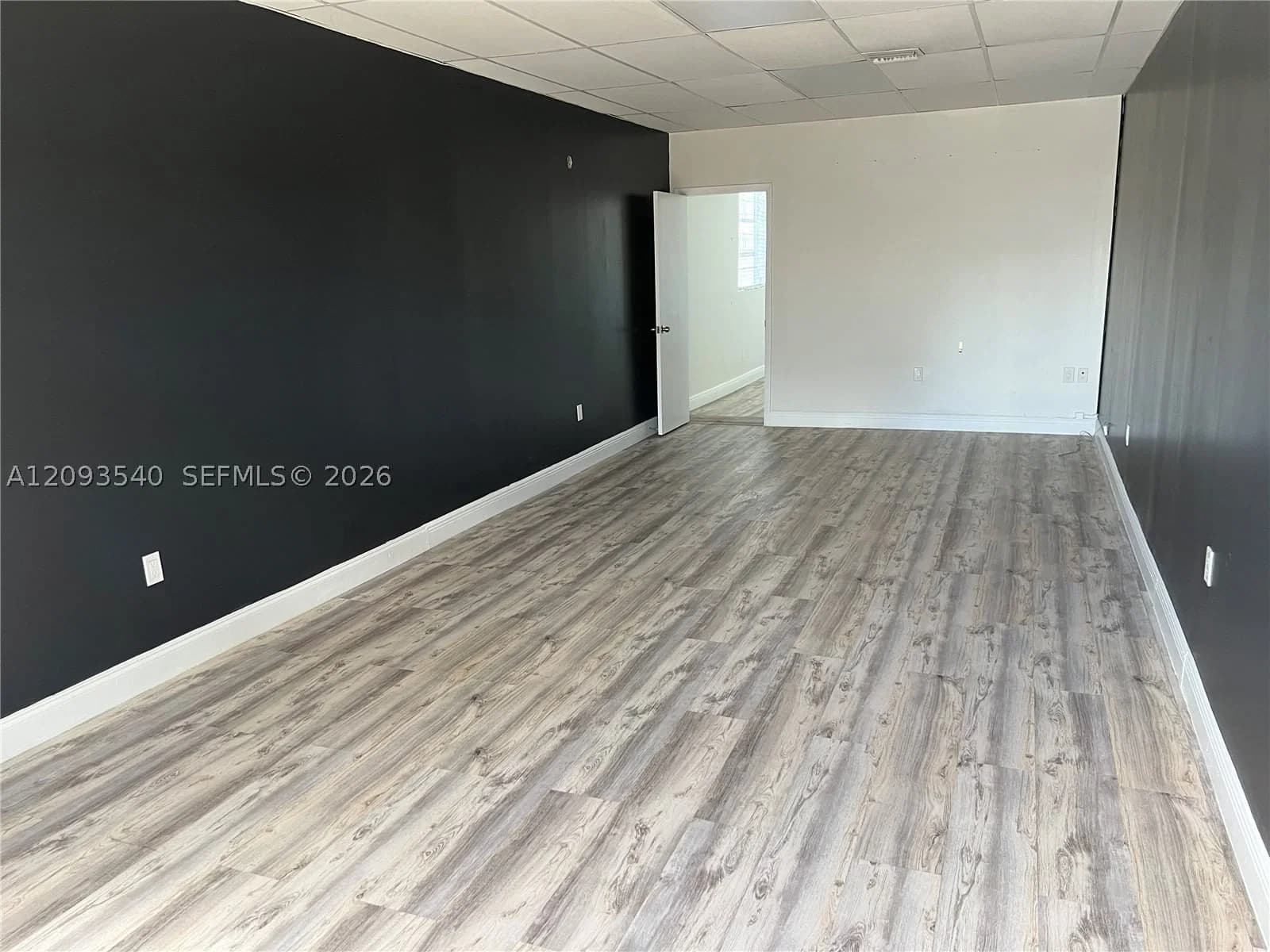 Property — 10527 40th St #FOR OFFICE ONLY, Miami, FL 33165