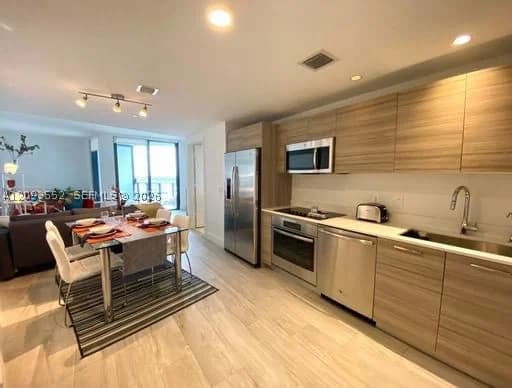 1-bedroom Condo — 121 34th St #1714, Miami, FL 33137