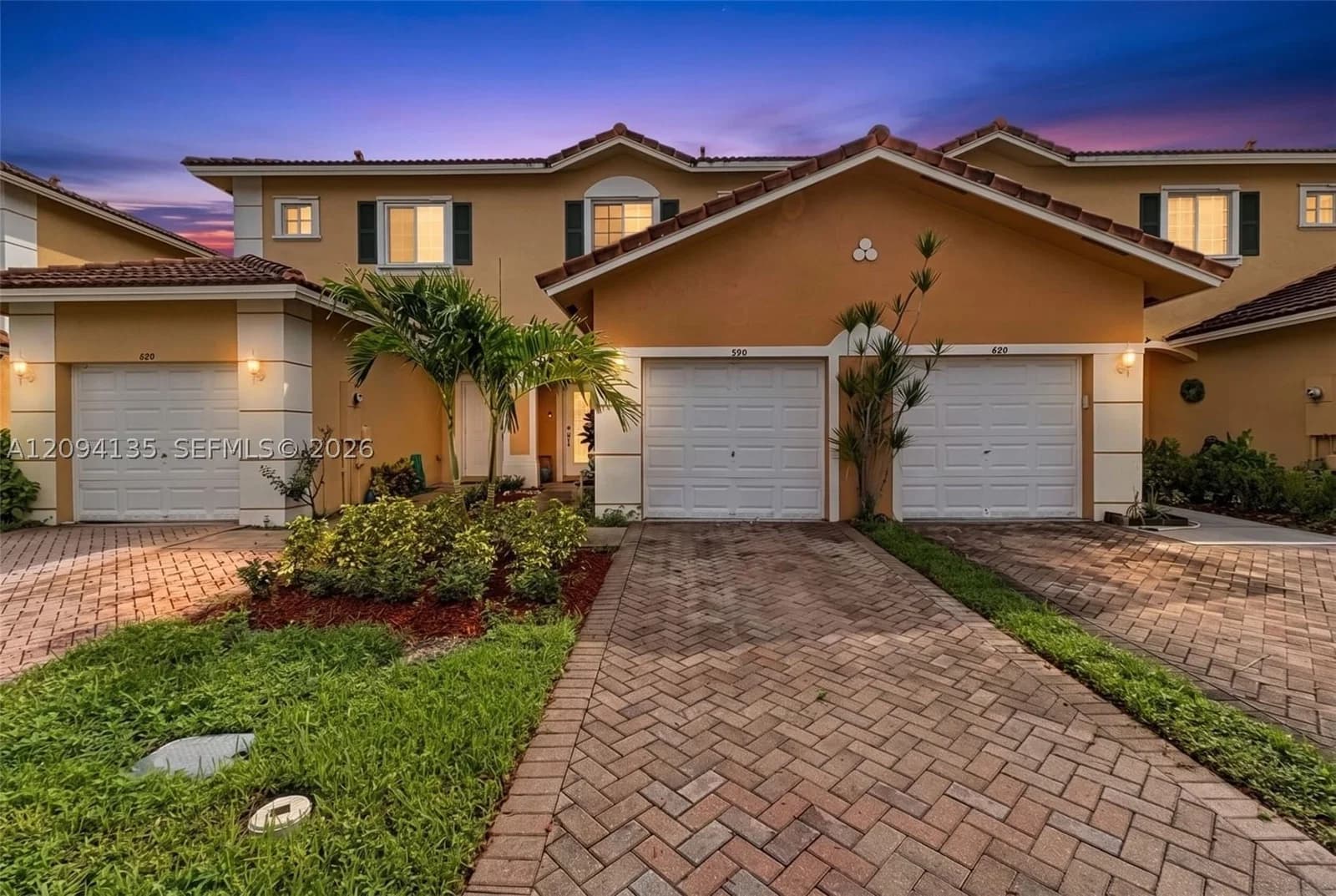 3+1 Townhouse — 590 PRINCESS DRIVE, Margate, FL 33068