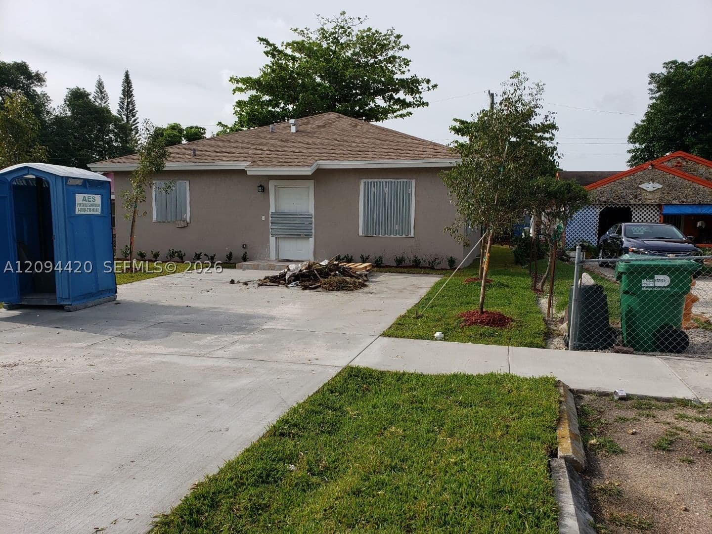 2-bedroom Villa — 2271 49th St #2271, Miami, FL 33142