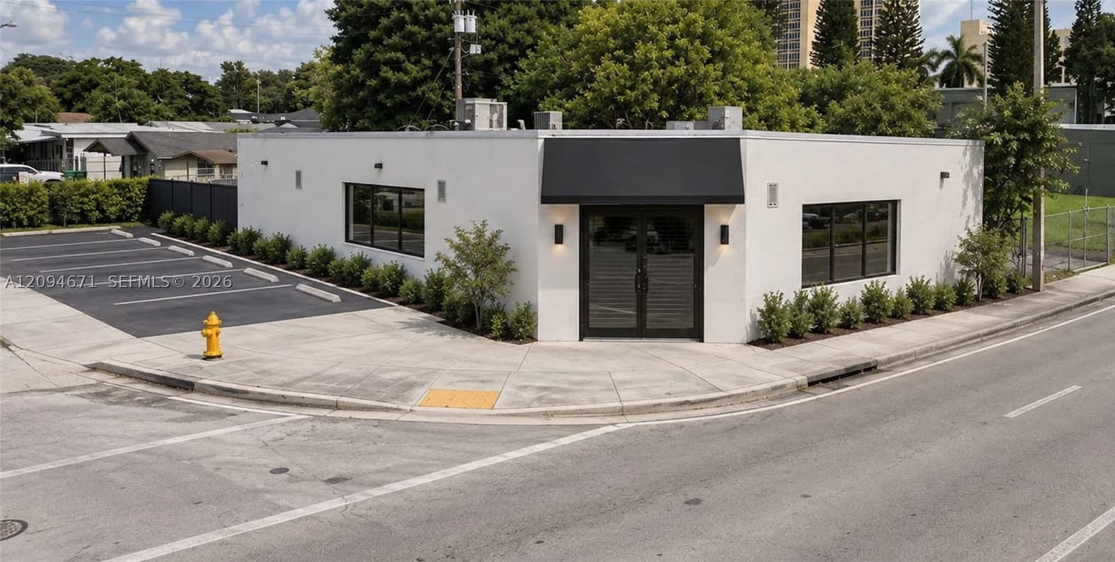 Mülk — 5100 22nd Ave, Miami, FL 33142