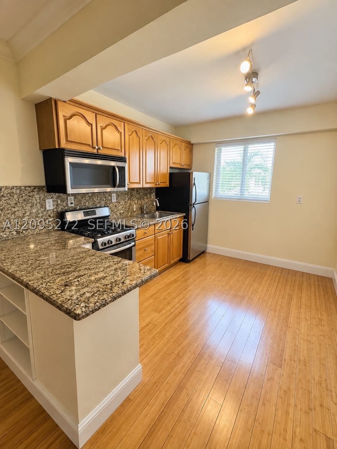 2+1 Condo — 1014 Salzedo St #200, Coral Gables, FL 33134