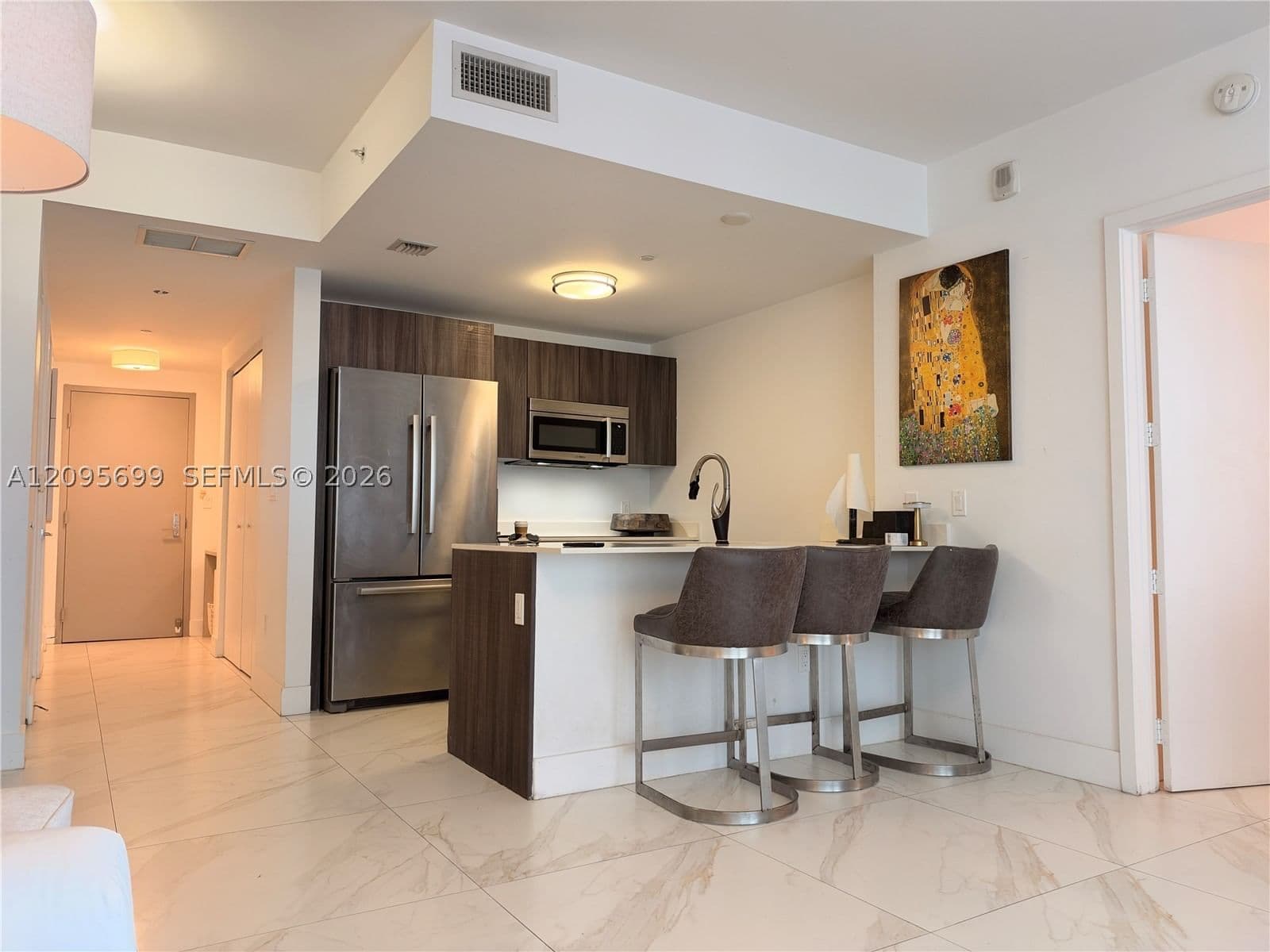 1+1 Condo — 488 18th St #2205, Miami, FL 33132