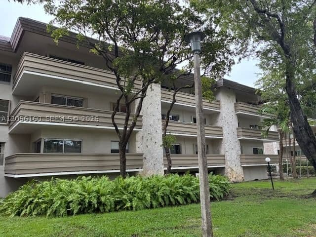 3+1 Condo — 1205 Mariposa Ave #402, Coral Gables, FL 33146