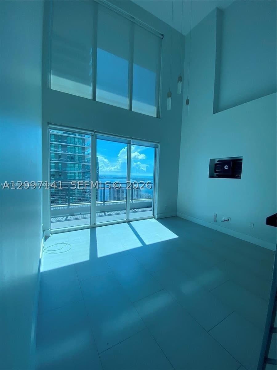 2+1 Condo — 60 13th St #3606, Miami, FL 33130
