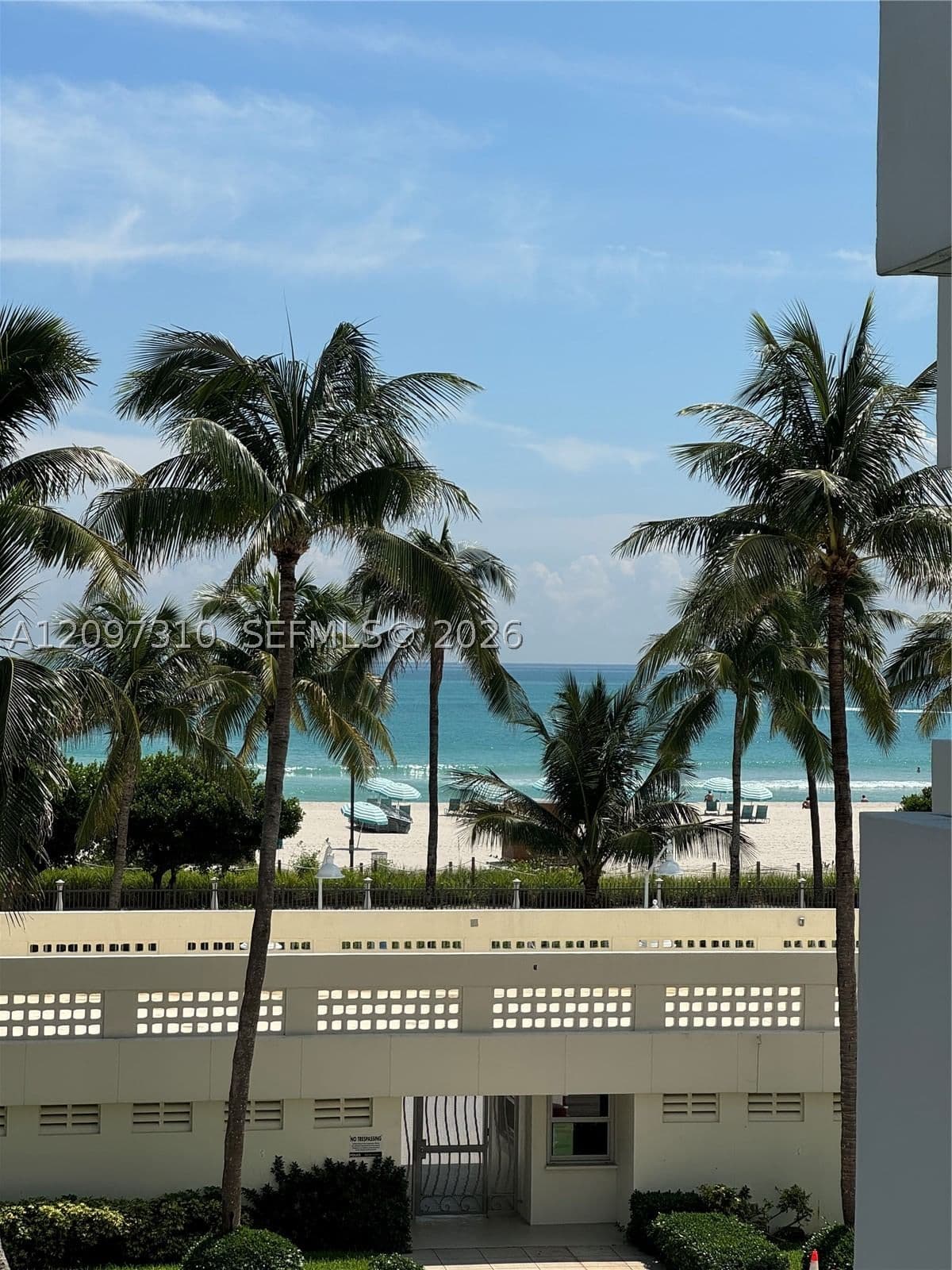 1+1 Condo — 2899 Collins Ave #425, Miami Beach, FL 33140
