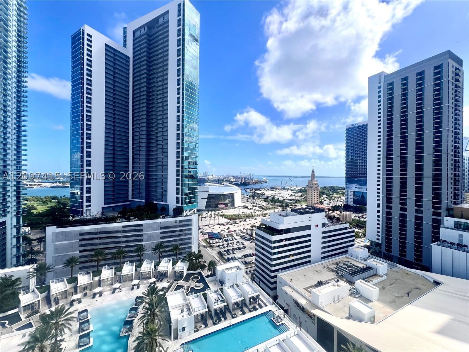 2+1 Condo — 851 1st Ave #1907, Miami, FL 33132