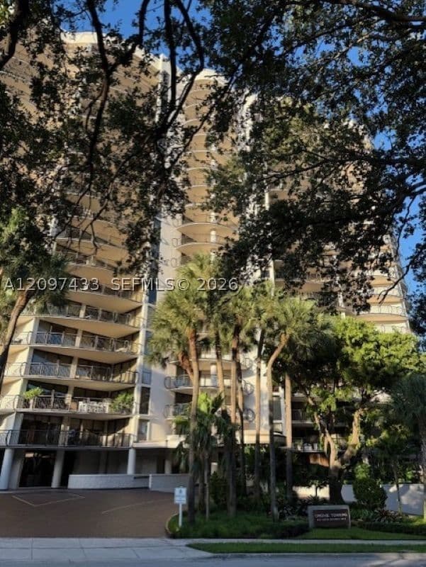 2+1 Condo — 2843 Bayshore Dr #5A, Miami, FL 33133