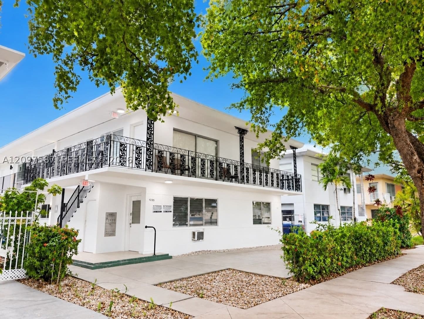 2+1 Daire — 1235 Normandy Dr #2, Miami Beach, FL 33141
