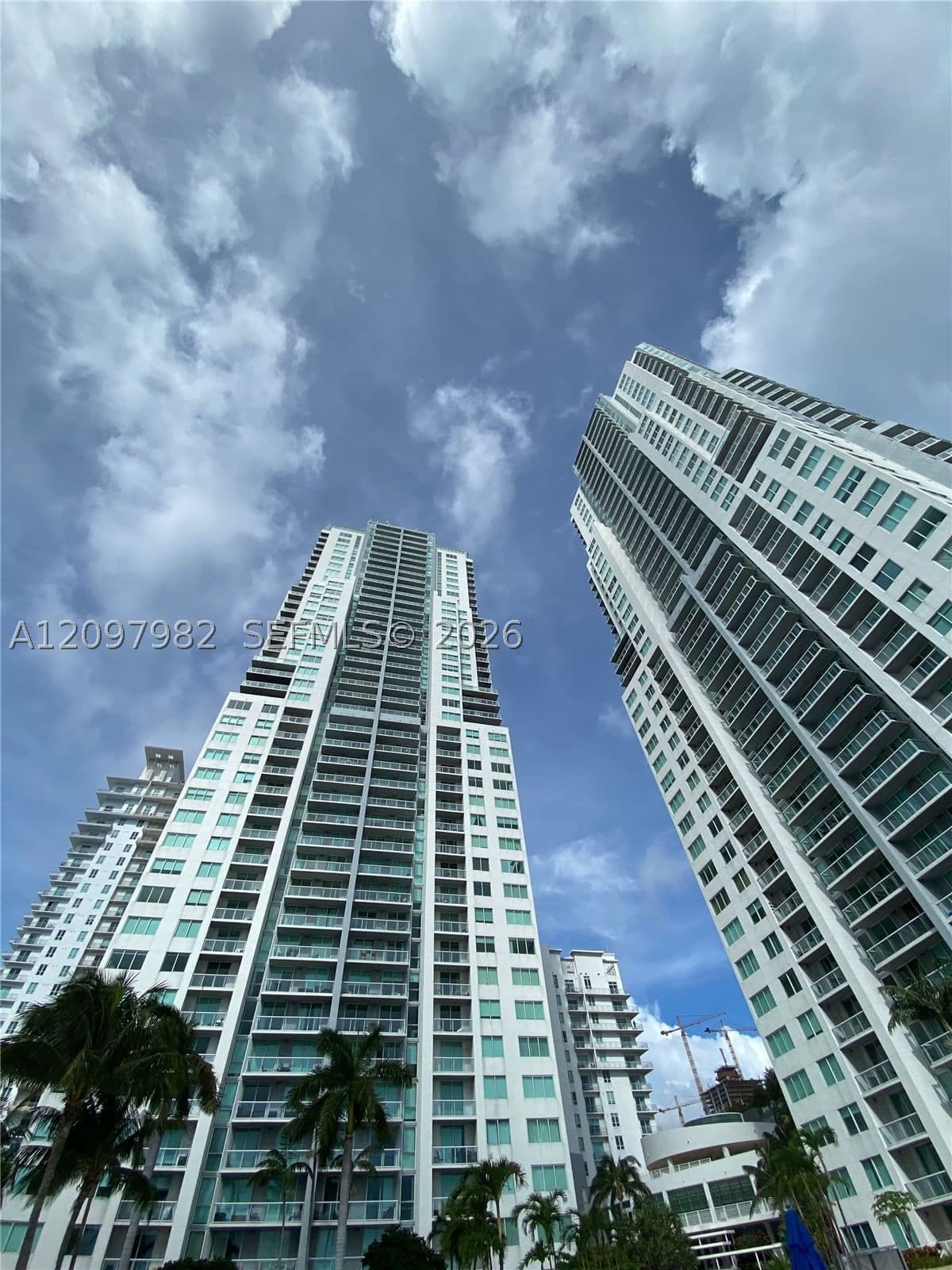Condo — 253 2nd St #3007, Miami, FL 33132
