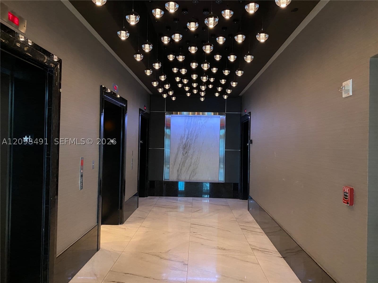 2+1 Condo — 951 Brickell Ave #805, Miami, FL 33131