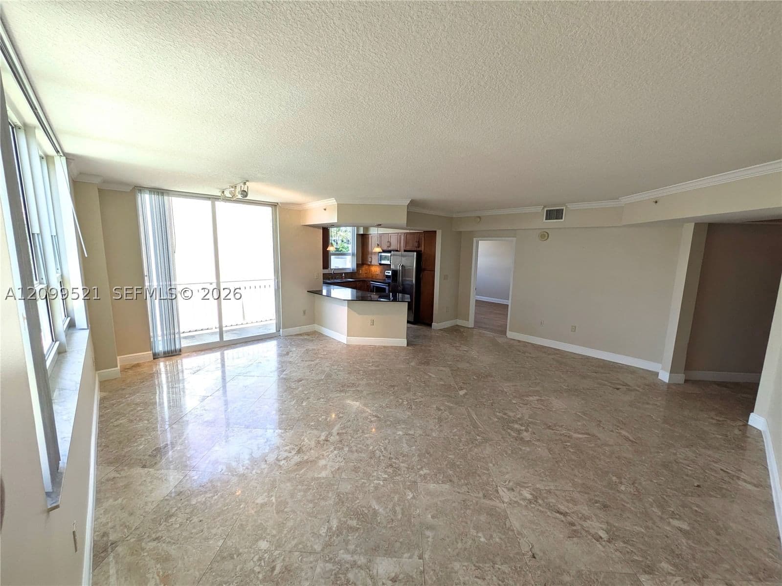 2+1 Condo — 2000 BAYSHORE DR #627, Miami, FL 33137