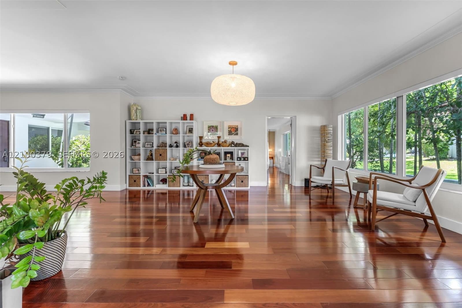 5+1 Müstakil ev — 8 Pinta Rd, Miami, FL 33133