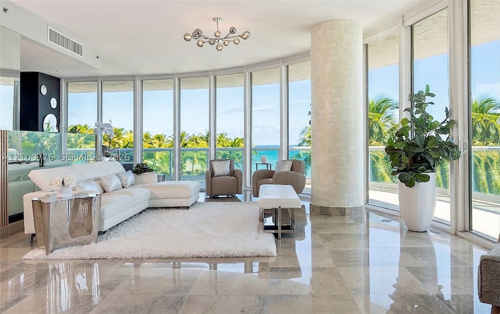 3-bedroom Condo — 100 Pointe Dr #506, Miami Beach, FL 33139