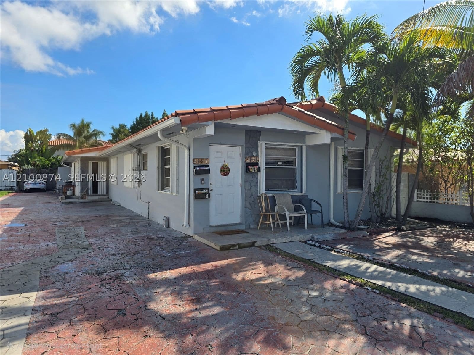1-bedroom Property — 2957 36th Ct #2, Miami, FL 33133