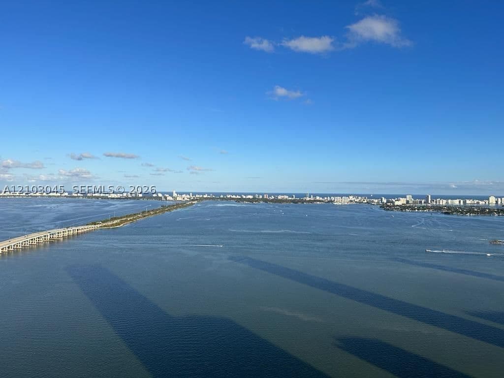 4+1 Condo — 480 31st St #4601, Miami, FL 33137