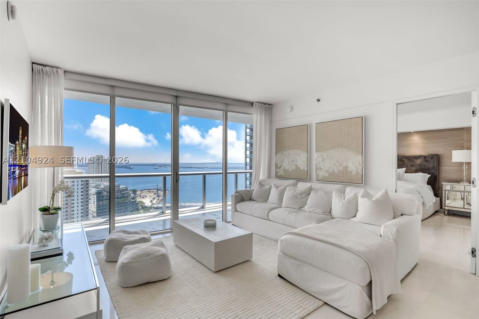 2+1 Condo — 465 Brickell Ave #2703, Miami, FL 33131