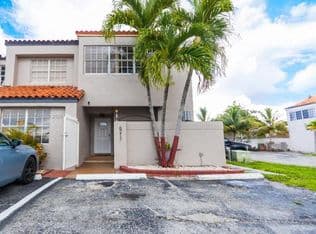 3+1 Townhouse — 6217 SW 128th Pl, Miami, 33183