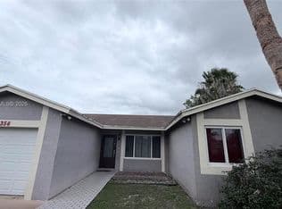 3-bedroom Single-Family Home — 5356 NW 93rd Ter, Fort Lauderdale, 33351