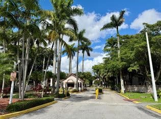 2+1 Condo — 9435 SW 140th Ct #9435, Miami, 33186