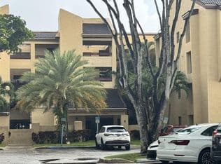 2+1 Condo — 9022 SW 123rd Ct #O406, Miami, 33186
