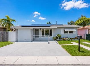 3-bedroom Single-Family Home — 262 SW 8th Street, Dania Beach, 33004