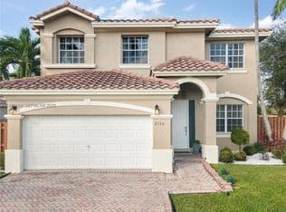 4+1 Müstakil ev — 2150 NW 100th Ave, Pembroke Pines, 33024