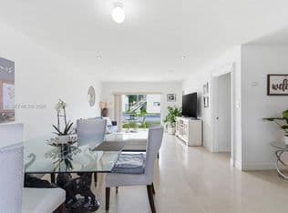1+1 Condo — 7680 SW 82nd St APT H121, Miami, 33143