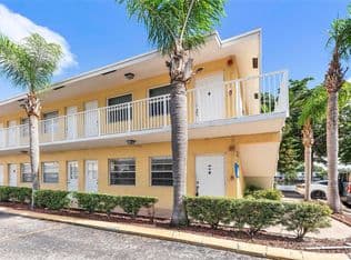 2+1 Condo — 4050 NE 12th Terrace #39-2, Oakland Park, 33334