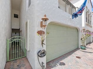 3-bedroom Townhouse — 2932 Hidden Harbour Court, Fort Lauderdale, 33312