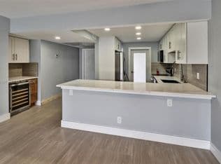 2+1 Condo — 2940 N Course Dr APT 311, Pompano Beach, 33069