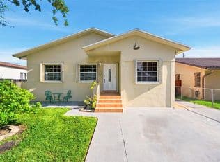3+1 Müstakil ev — 6710 SW 29th St, Miami, 33155