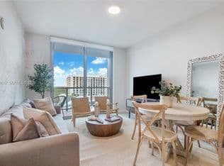 1+1 Condo — 3900 Biscayne Blvd Unit N-911, Miami, 33137