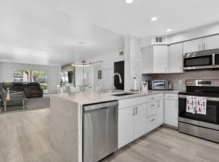 2-bedroom Condo — 3201 Portofino Pt #F1, Coconut Creek, 33066