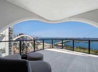 4+1 Condo — 1000 Biscayne Blvd #2702, Miami, 33132