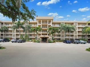 3+1 Condo — 4030 W Palm Aire Dr APT 408, Pompano Beach, 33069