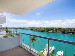 2+1 Condo — 5600 Collins Ave APT 7J, Miami Beach, 33140