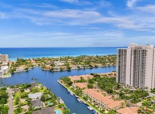 3+1 Condo — 21200 Point Pl APT 403, Aventura, 33180