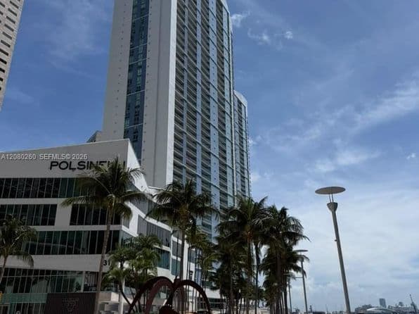 2-bedroom Condo — 335 Biscayne Blvd #3901, Miami, FL 33131