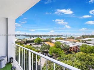 1-bedroom Condo — 6900 Bay Dr APT 7A, Miami Beach, 33141