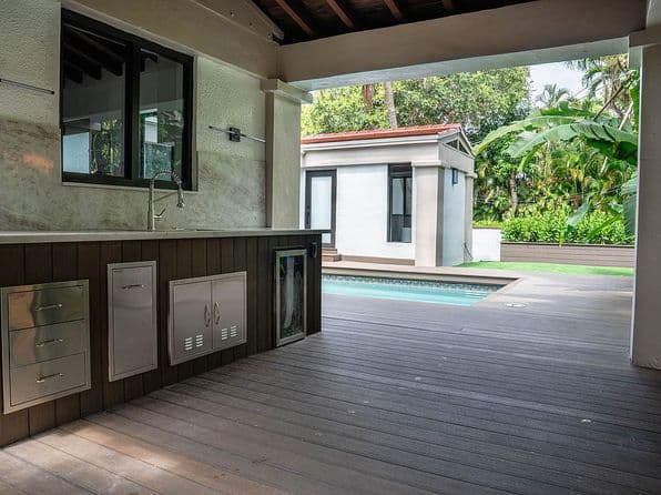 3-bedroom for — 419 Blue Rd, Coral Gables, FL 33146