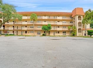 2-bedroom Condo — 6200 S Falls Cir Drive #310, Fort Lauderdale, 33319